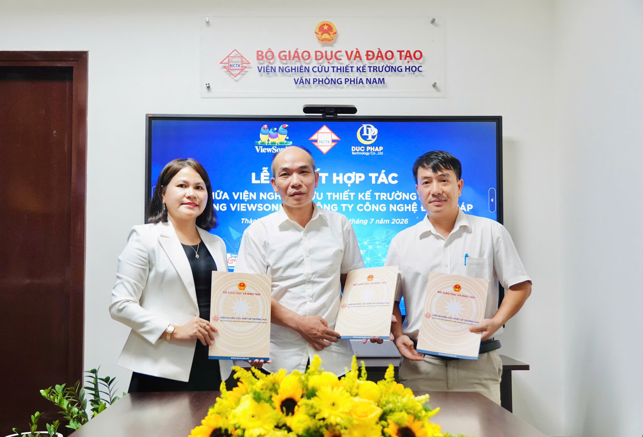 Ký Kết